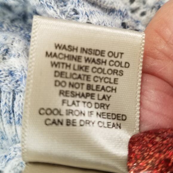 Leo & Nicole Women's Long Sleeve Knit Pull Over Sweater Blue White Size L - Picture 9 of 9